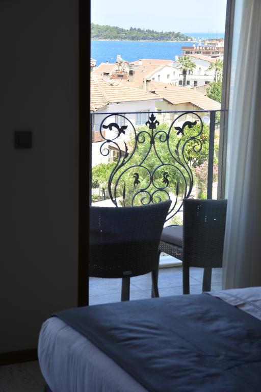 Maison Vourla Hotel Extérieur photo