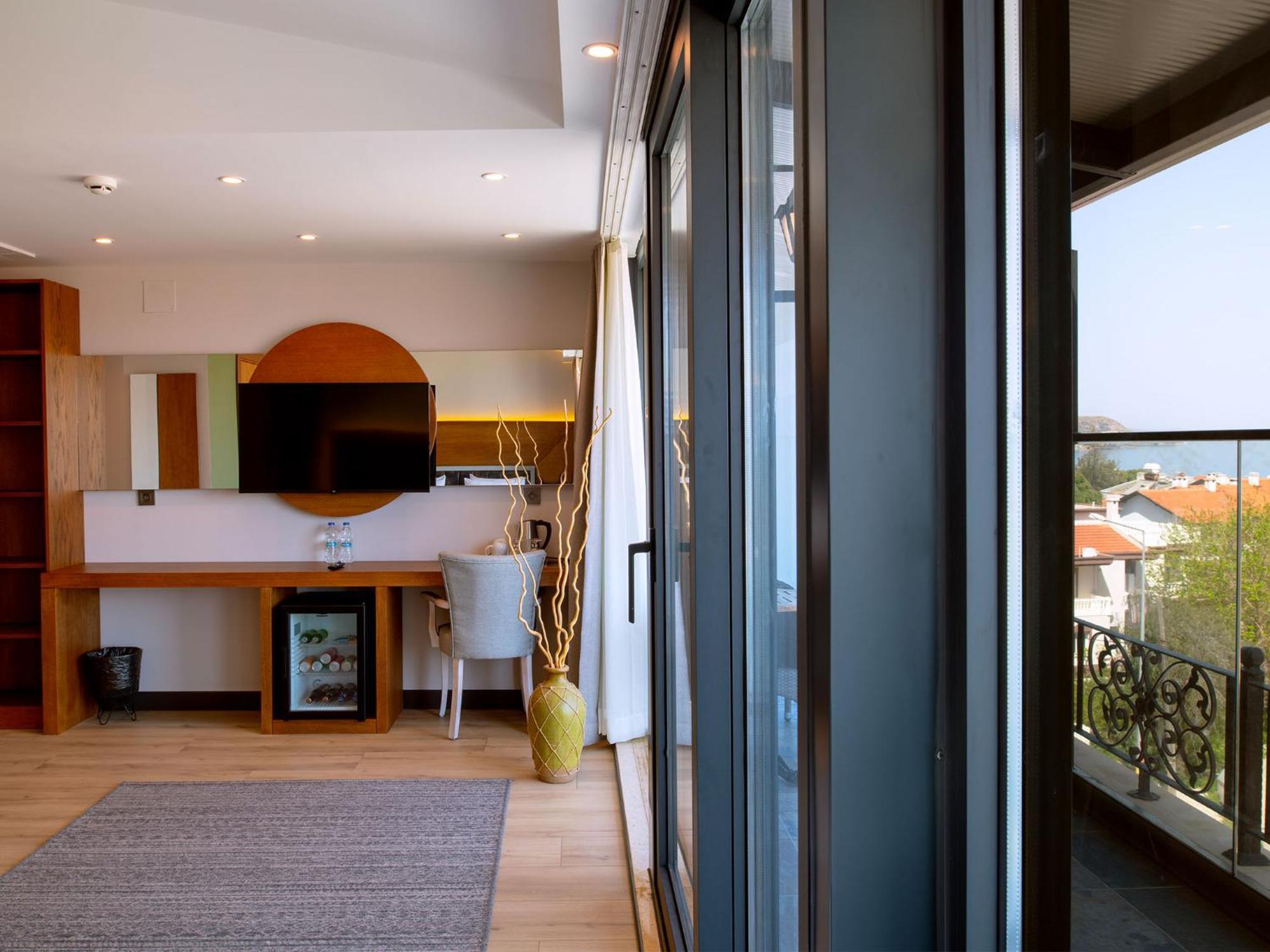Maison Vourla Hotel Extérieur photo